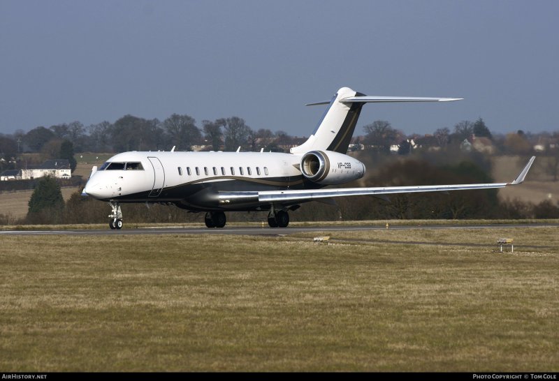 Самолет Bombardier Global 5000