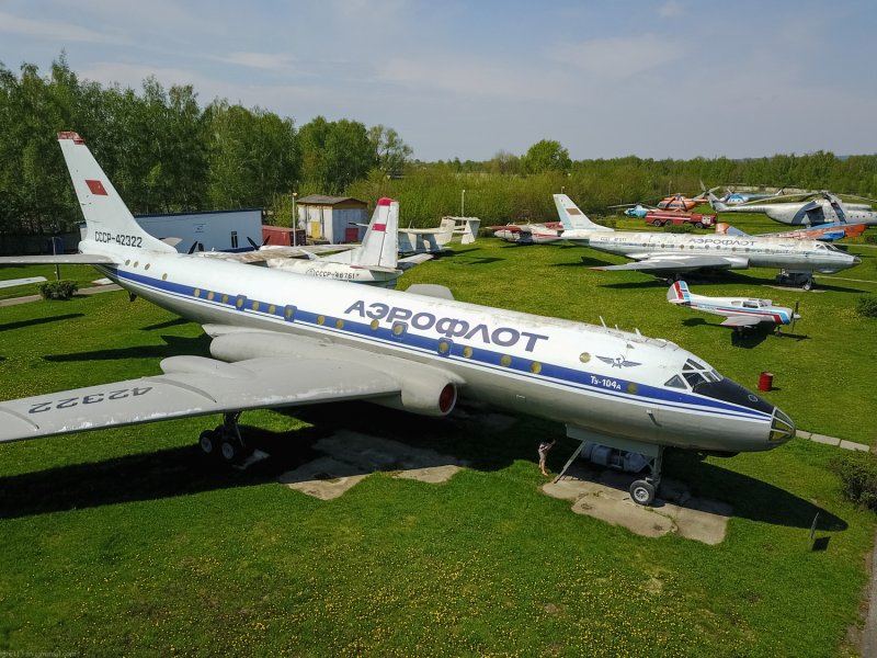 Туполев 104