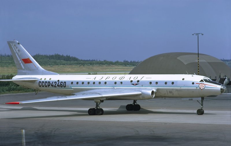 Ту-104 пассажирский самолёт