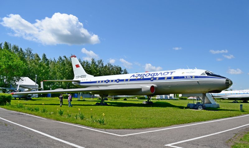 Ту-104 пассажирский самолёт