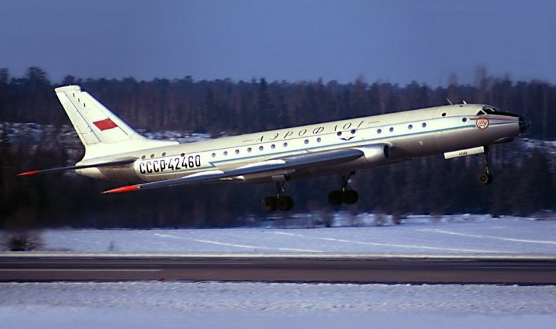 Ту-104 пассажирский самолёт СССР