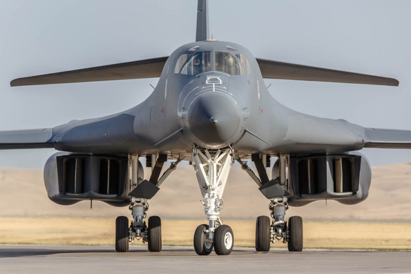 B-1 "Лансер"
