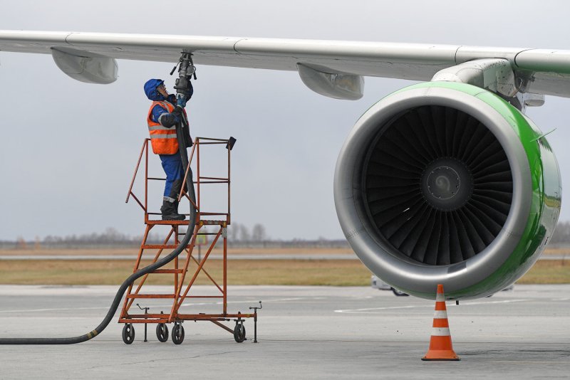 Заправка Боинг 737