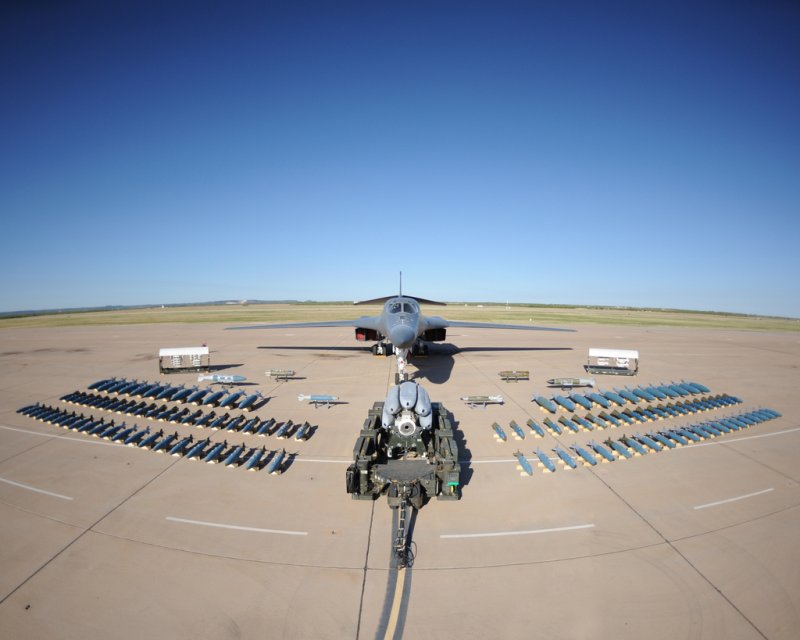 B-1b Lancer вооружение