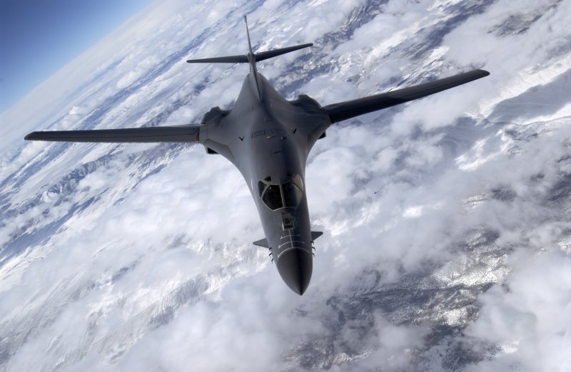 Rockwell b-1 «Лансер