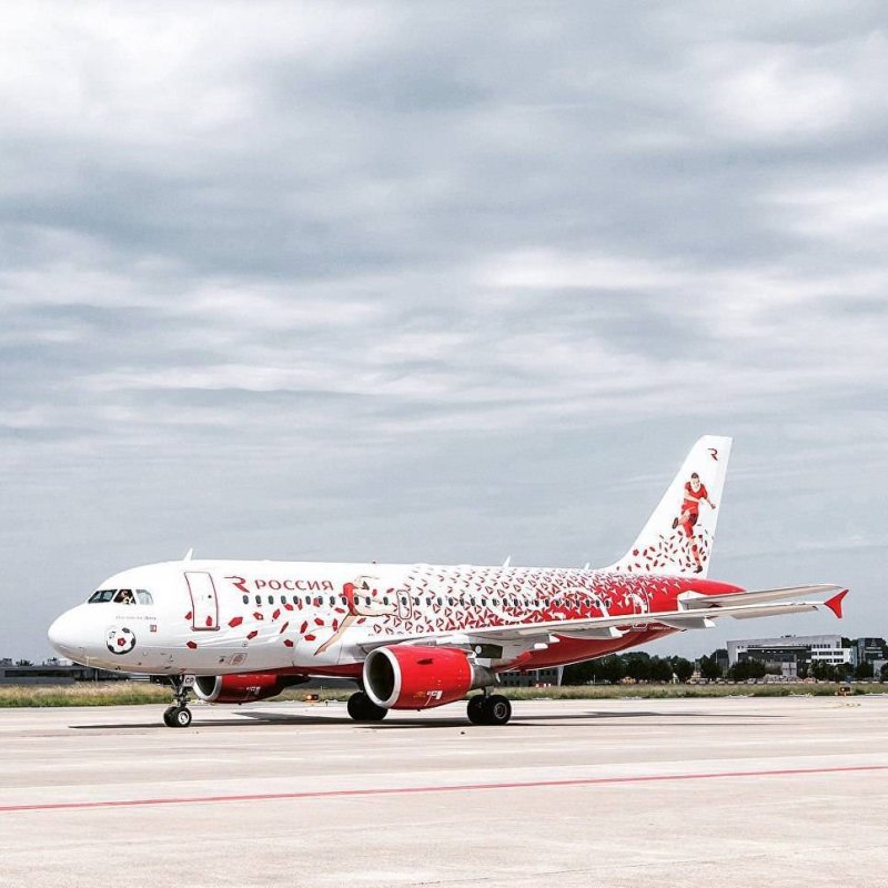 Самолет Airbus a319 авиакомпания Россия