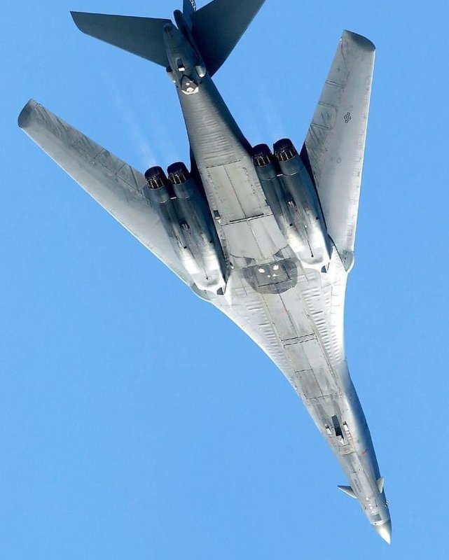 B-1b Lancer
