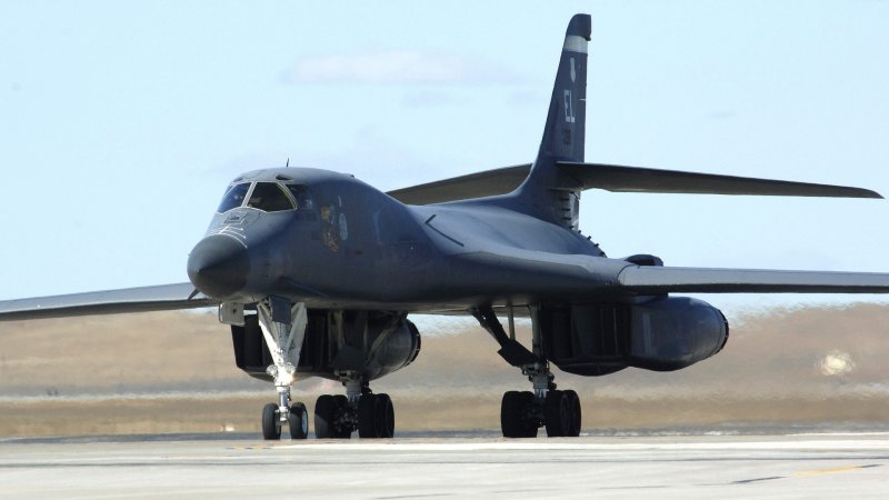 Rockwell b-1 Lancer (104)