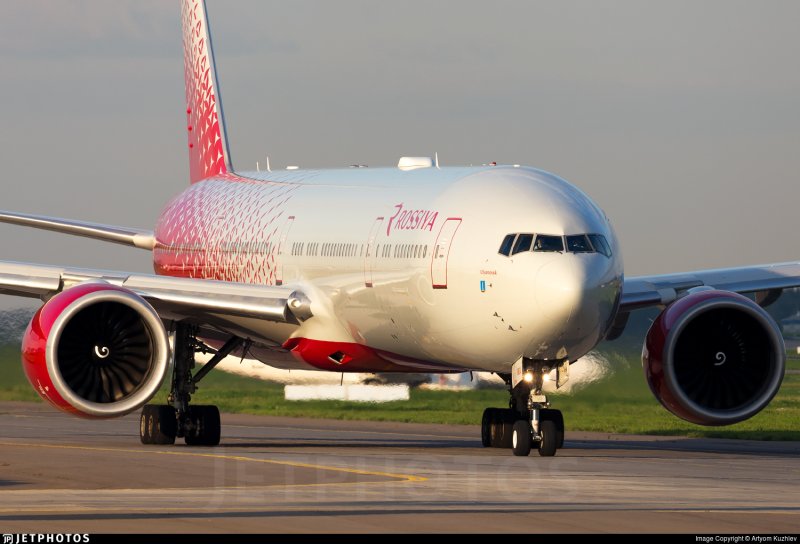 Боинг 777-300 Россия