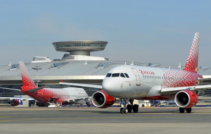 Самолёт Боинг 737 авиакомпания Россия