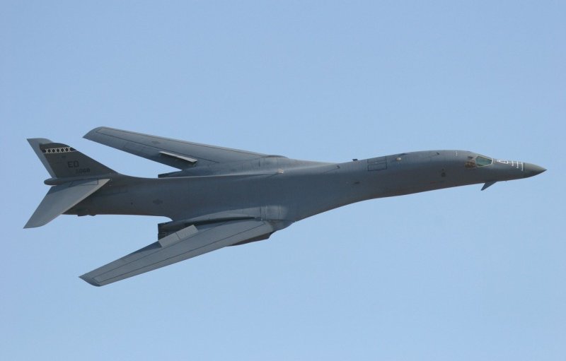 Rockwell b-1 Lancer