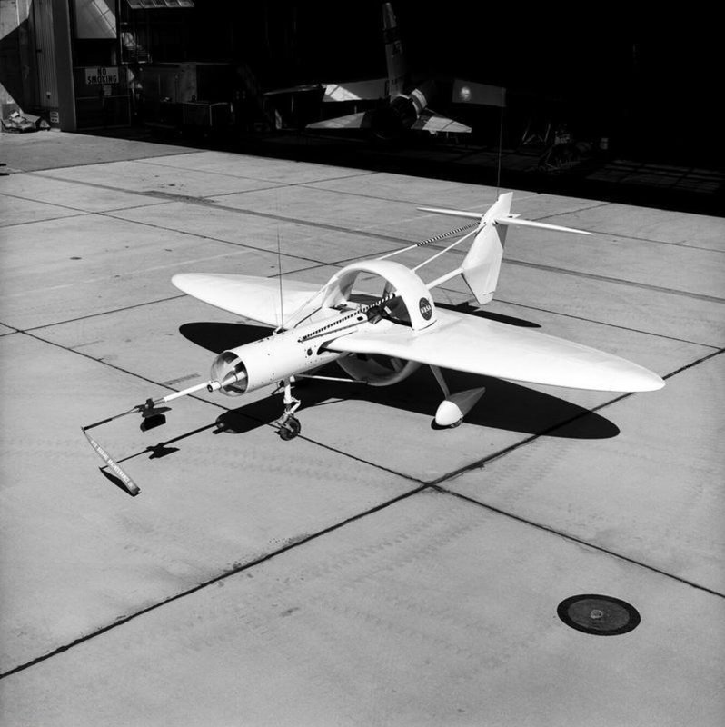 «Ames ad-1» — экспериментальный самолёт с косым крылом
