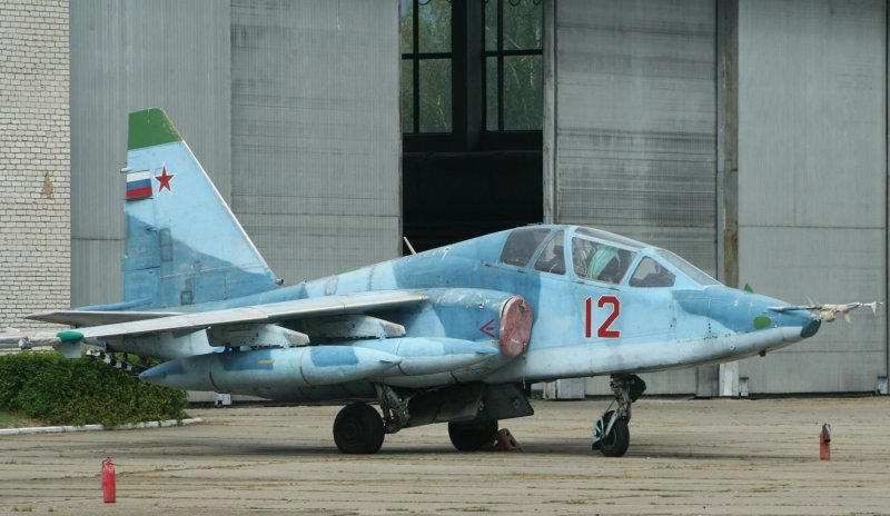 Самолет Су-25утг