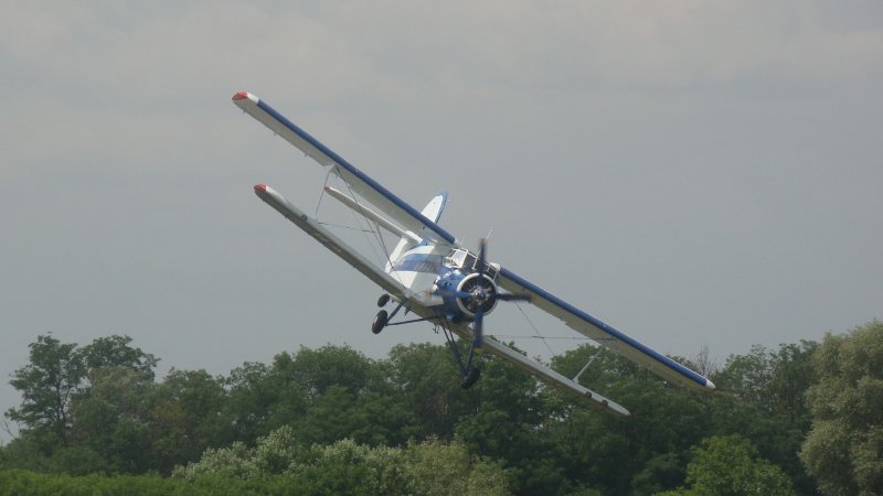 АН-2 взлет