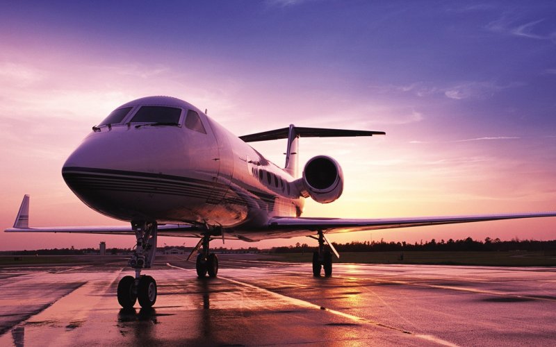 Golfstream Airplane