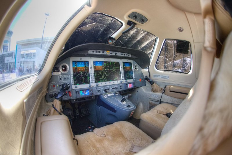Eclipse 500