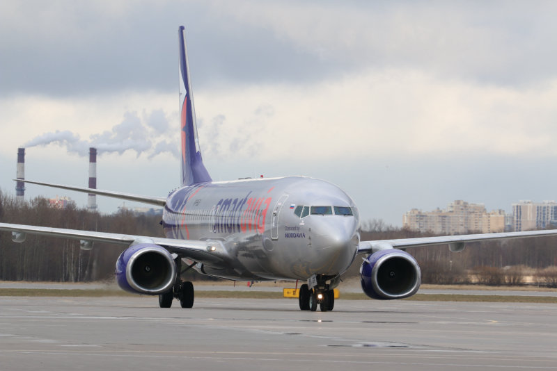 737-800 SMARTAVIA
