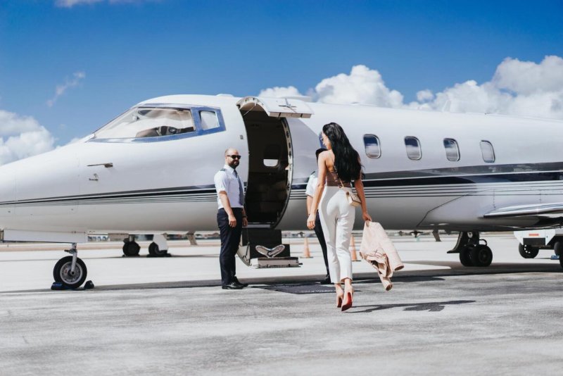 Самолет private Jet