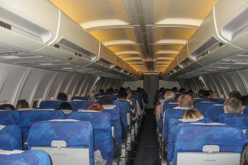 Салон самолета Боинг 737