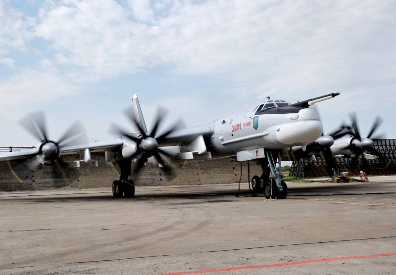 Бомбардировщик ту-95мсм