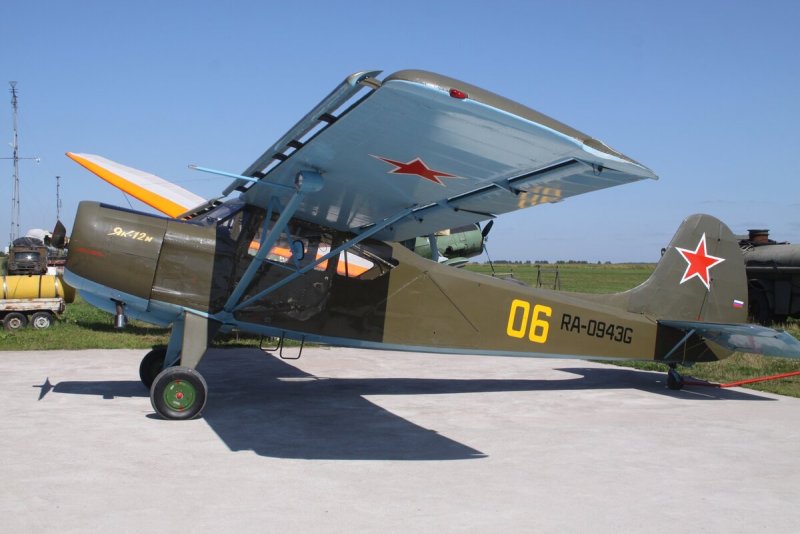 Як-12р поплавковый