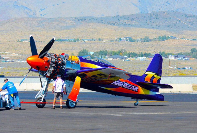 F8 самолет