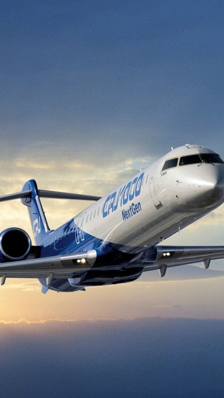 CRJ 1000 самолет