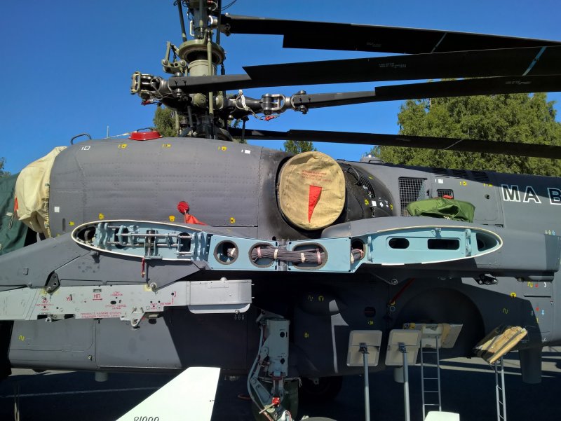 Вертолёт Аллигатор ка-52 кабина