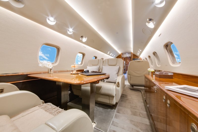 Embraer Legacy 650 Interior