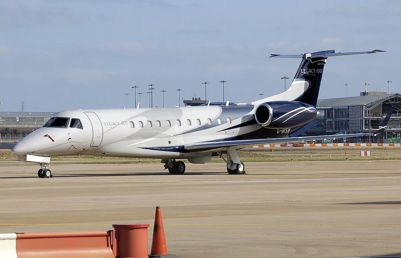 Самолет Embraer Legacy 600