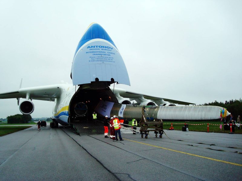 АН 225 Мрия и Руслан
