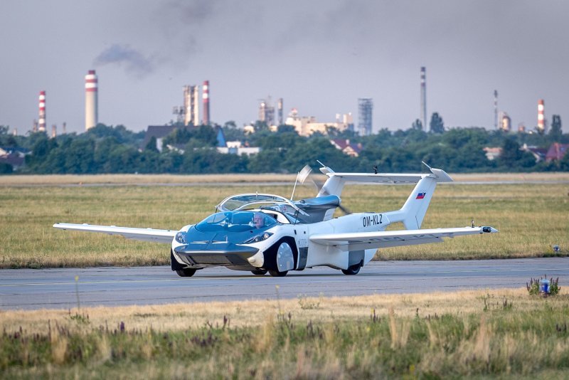 Klein Vision AIRCAR Flying car