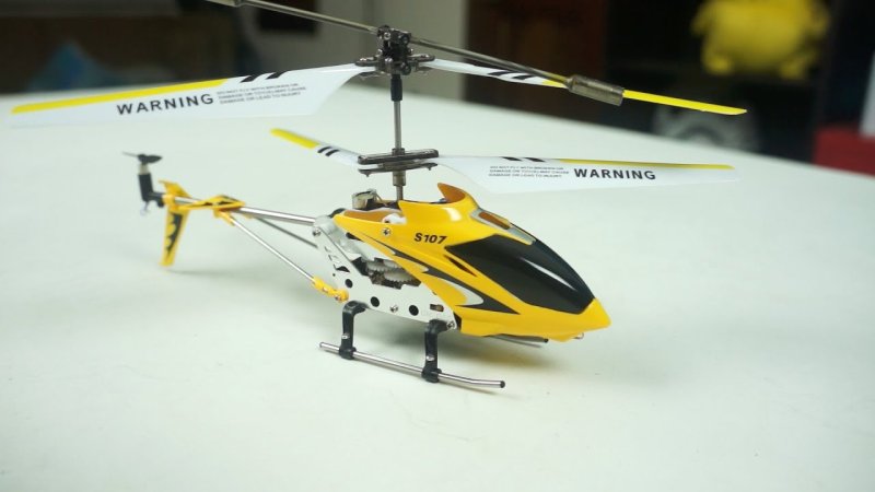 Yi le Toys s18