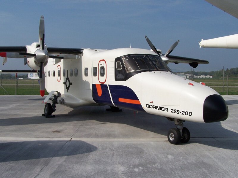 Дорнье 228