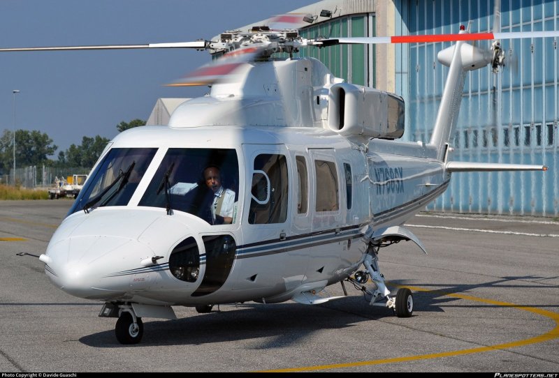 Sikorsky s-76b