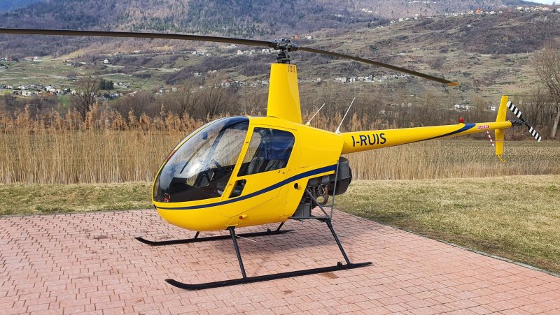 Robinson r22 Mariner