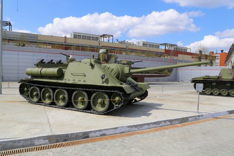 Самоходная пушка Су-85