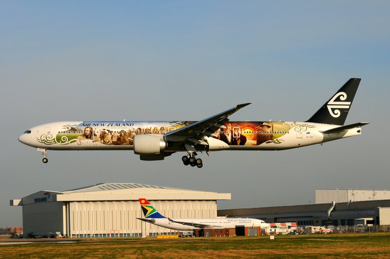 Air New Zealand 777-300