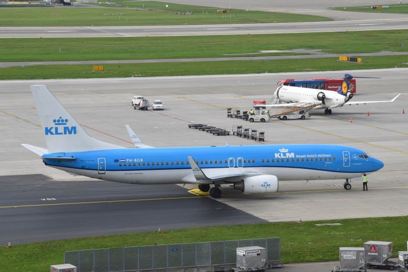 Боинг 737 КЛМ