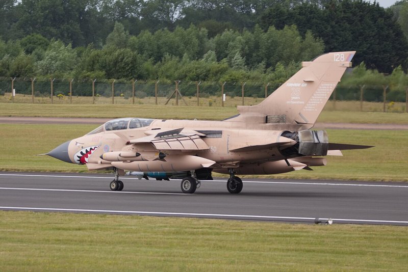 Самолёт Panavia Tornado gr4
