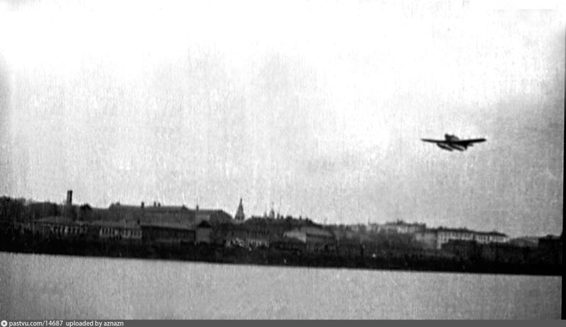 Москва река гидросамолет