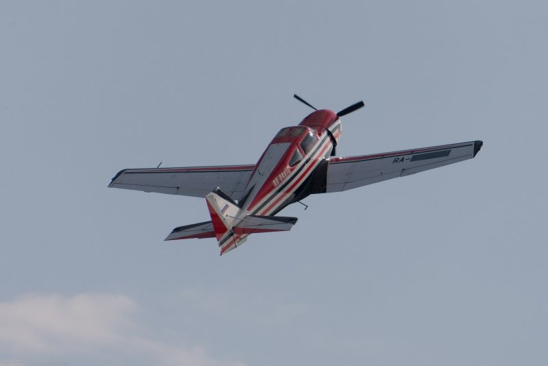 SM 2000 самолет