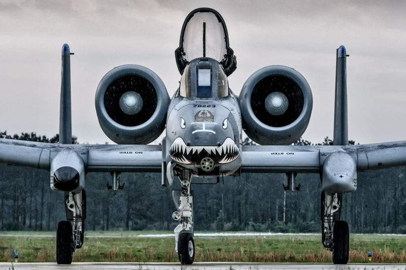 Штурмовик a-10c Thunderbolt II