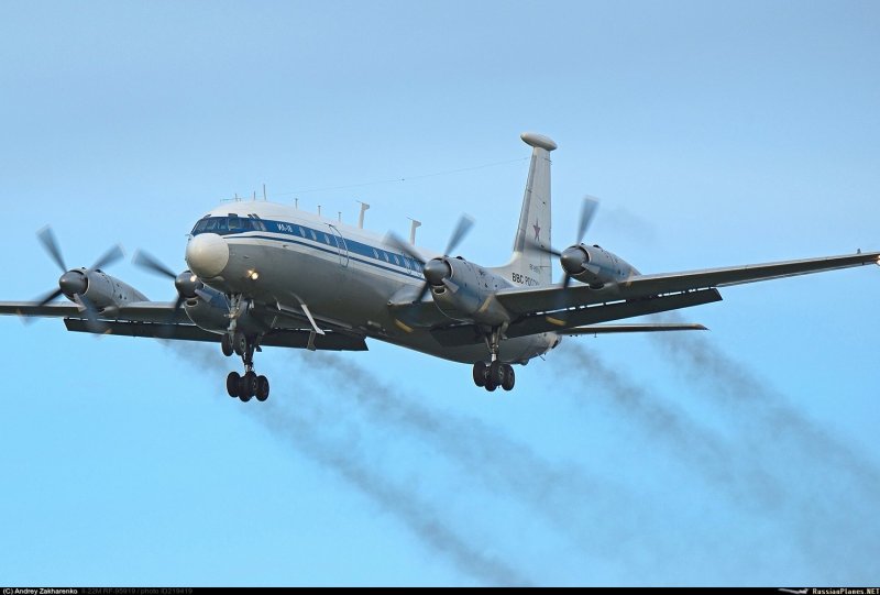 Ил-22 без фона