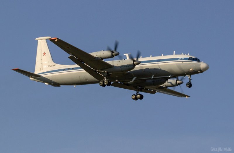 Ил-22 бомбардировщик
