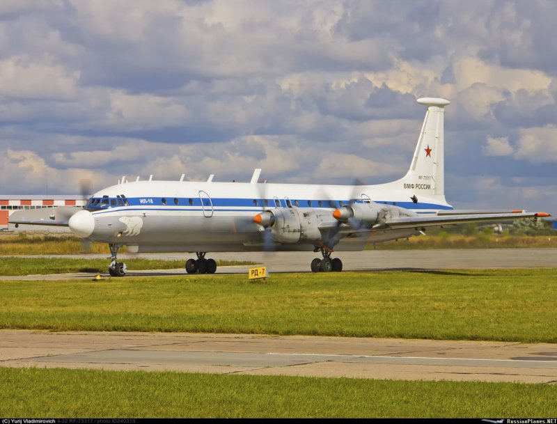 Ил-22 бомбардировщик
