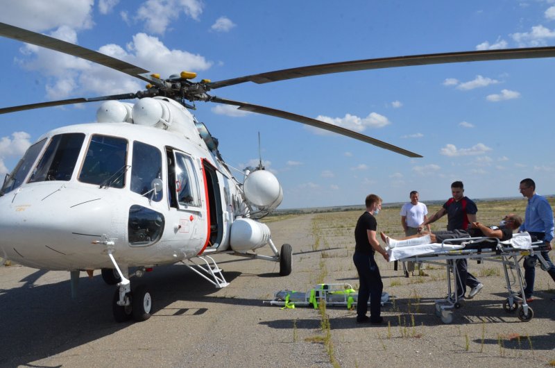 Санитарный вертолет Зубова Поляна