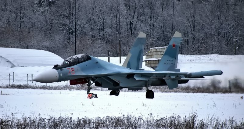 Су 24 с Хибинами
