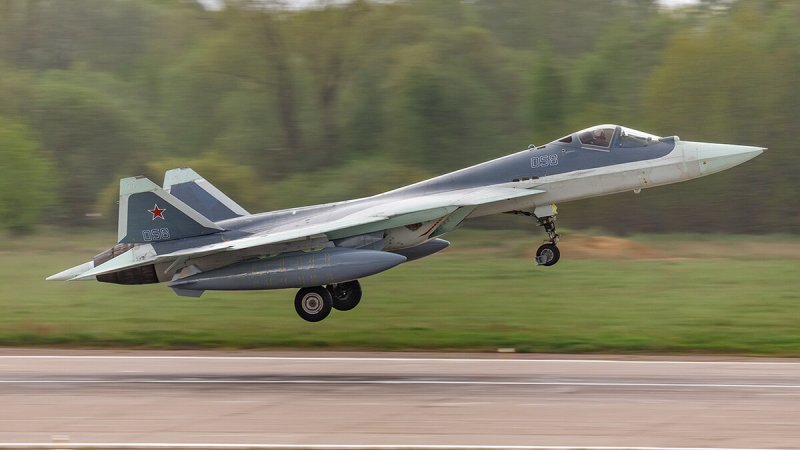 Истребитель Су-57 (т-50)