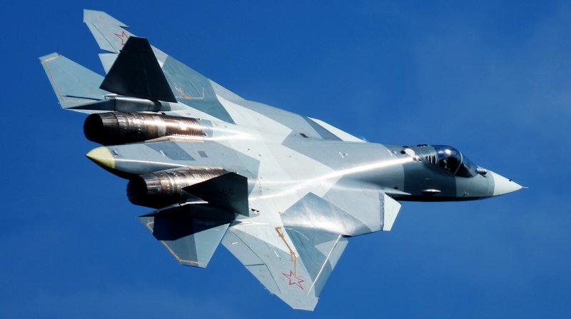 Самолёт Су-57 фото